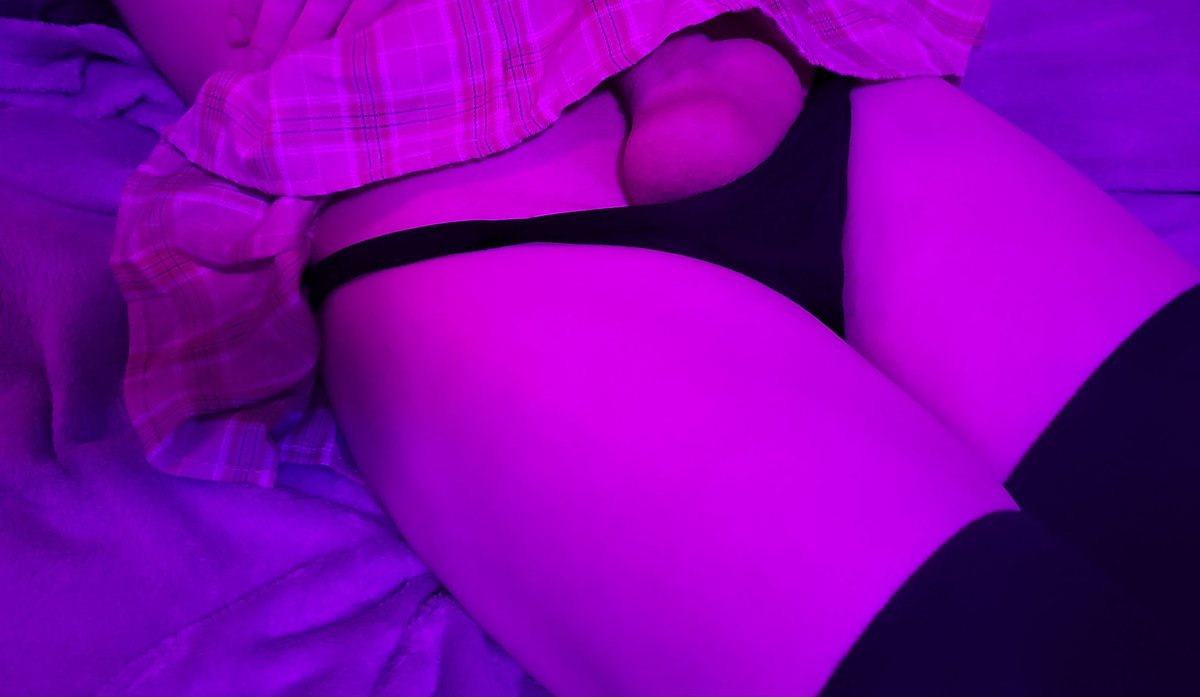 KezzyPup's tweet photo. Femboy Bawls :3

#Femboy #trans #furryfemboy #femboyfriday #lewd #nsfw #nsfwtwt #sissy #SissyFeminization #sissygirlfriend #sissyhumilation #transgender #femboytop #femdom #femboybreeding #femboycosplay #femboylewds https://t.co/pWNFd2KUJM