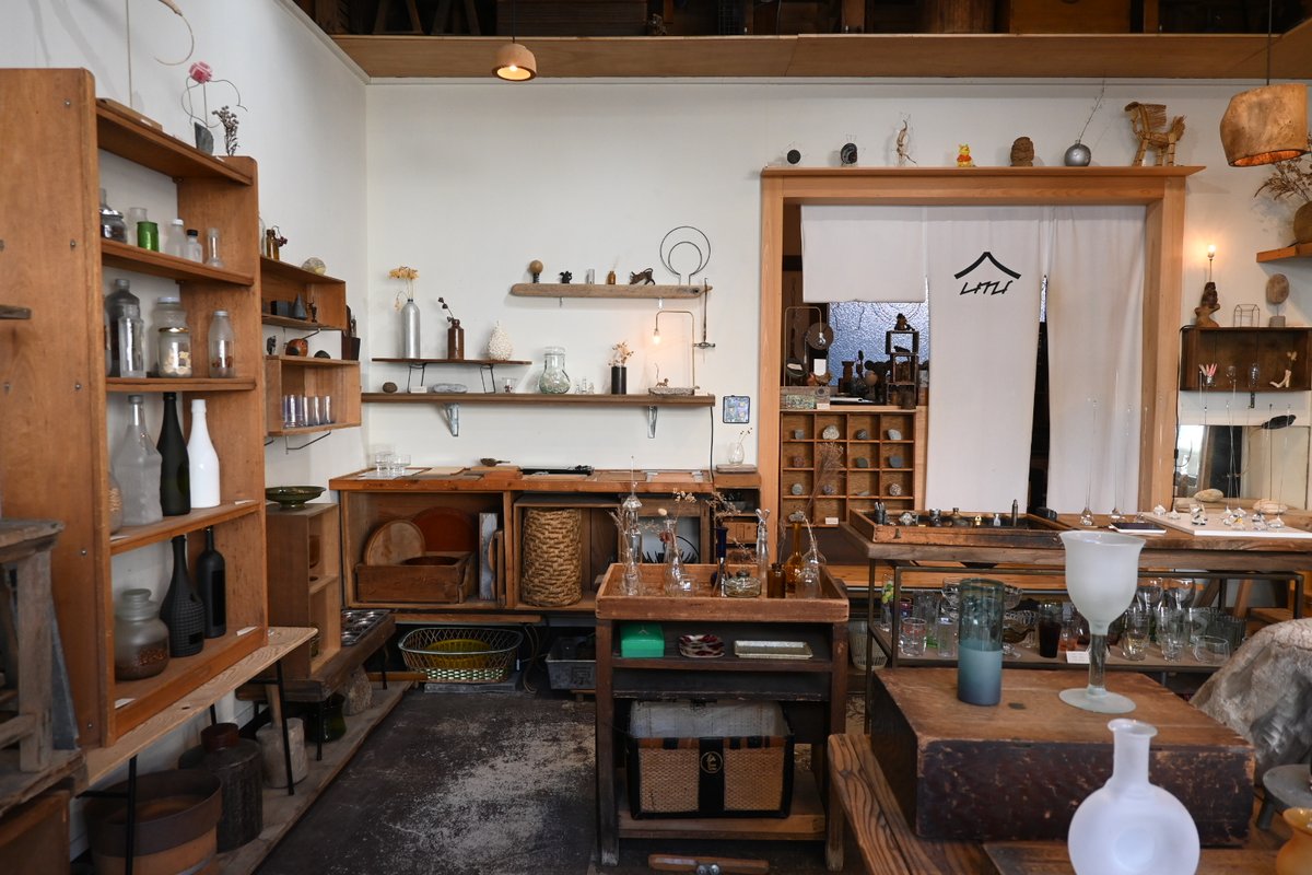 umineue's tweet photo. 本日はウミノイエ通常営業していますが、明日2/4(日)は展示会準備のため店舗休業とさせていただきます。
なお、次の営業は2/10(土)を予定しています。 https://t.co/8zRLgUFncJ
