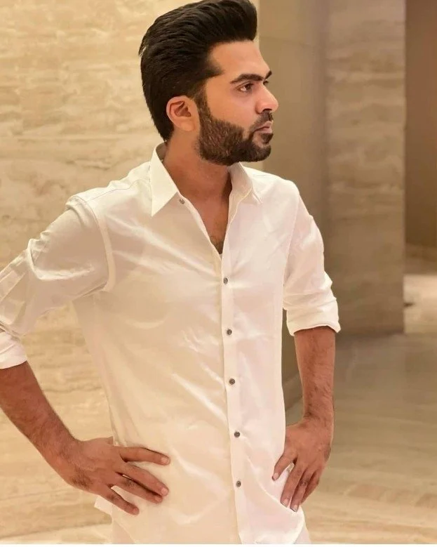 reflectnewstn's tweet photo. Wishing you a very very happy birthday Little SuperStar Silambarasan 🥳
#HBDSTR | #HappyBirthdaySilambarasanTR | #SilambarasanTR | #STR48FirstLook | #STR48 | https://t.co/H7lYdXmznC