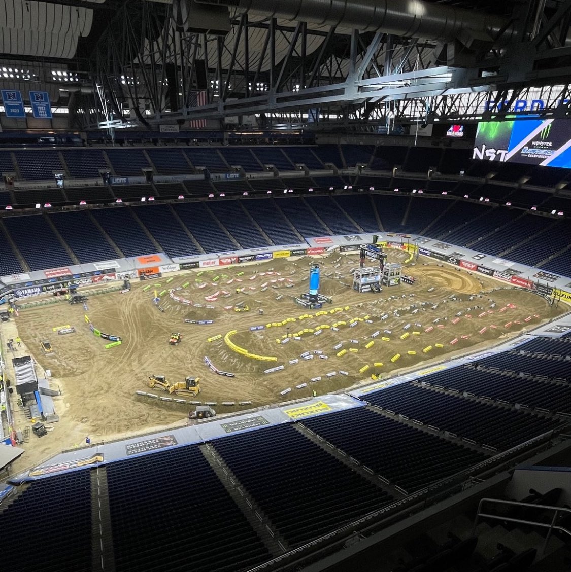 Dirtbike_Lovers's tweet image. It’s Race Daay Detroit Supercross!
