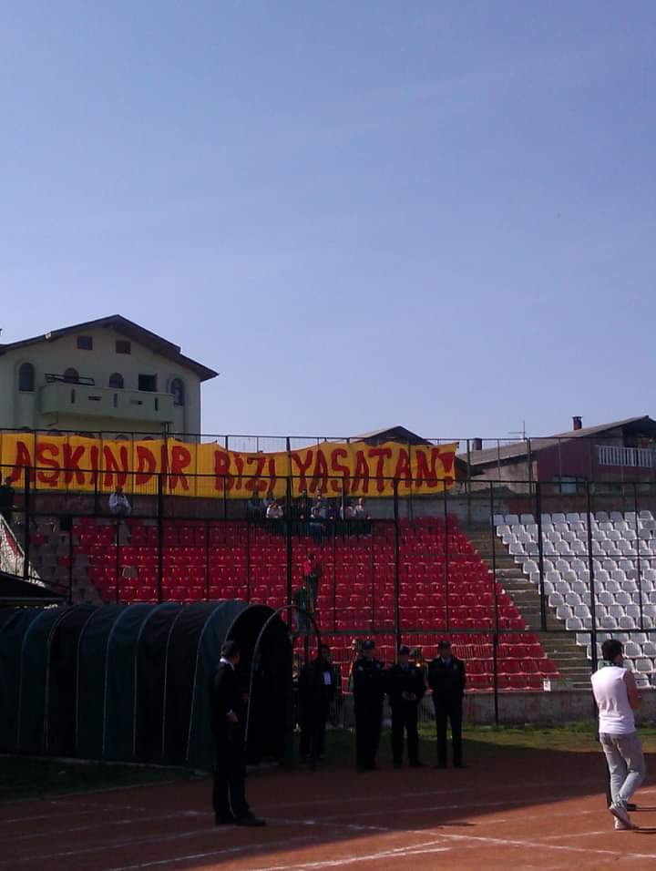 Aşkındır bizi yaşatan #Göztepe