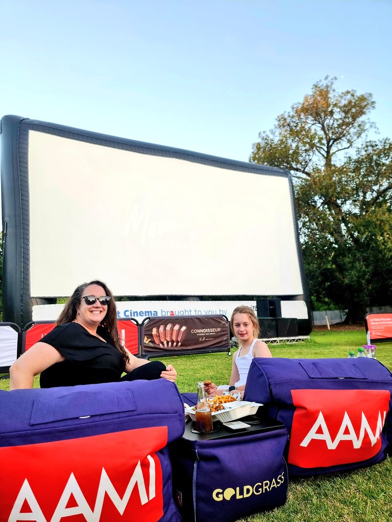 SMikic13's tweet photo. Ready to be entertained 😊
@moonlightcinema 
#Adelaide 
#BotanicPark 
#GoldGrass 
#AAMI https://t.co/Asvjk7sLhm
