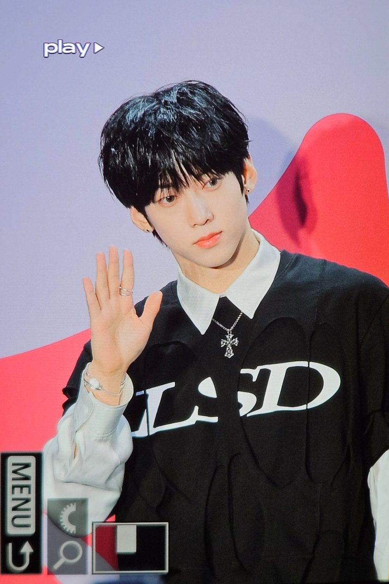 play_nkd's tweet photo. 240203 24 F/W SFW ULKIN 
#앰퍼샌드원 #AMPERSANDONE 
#KAMDEN #나캠든 #나두빈 https://t.co/ZXd5Elv42N