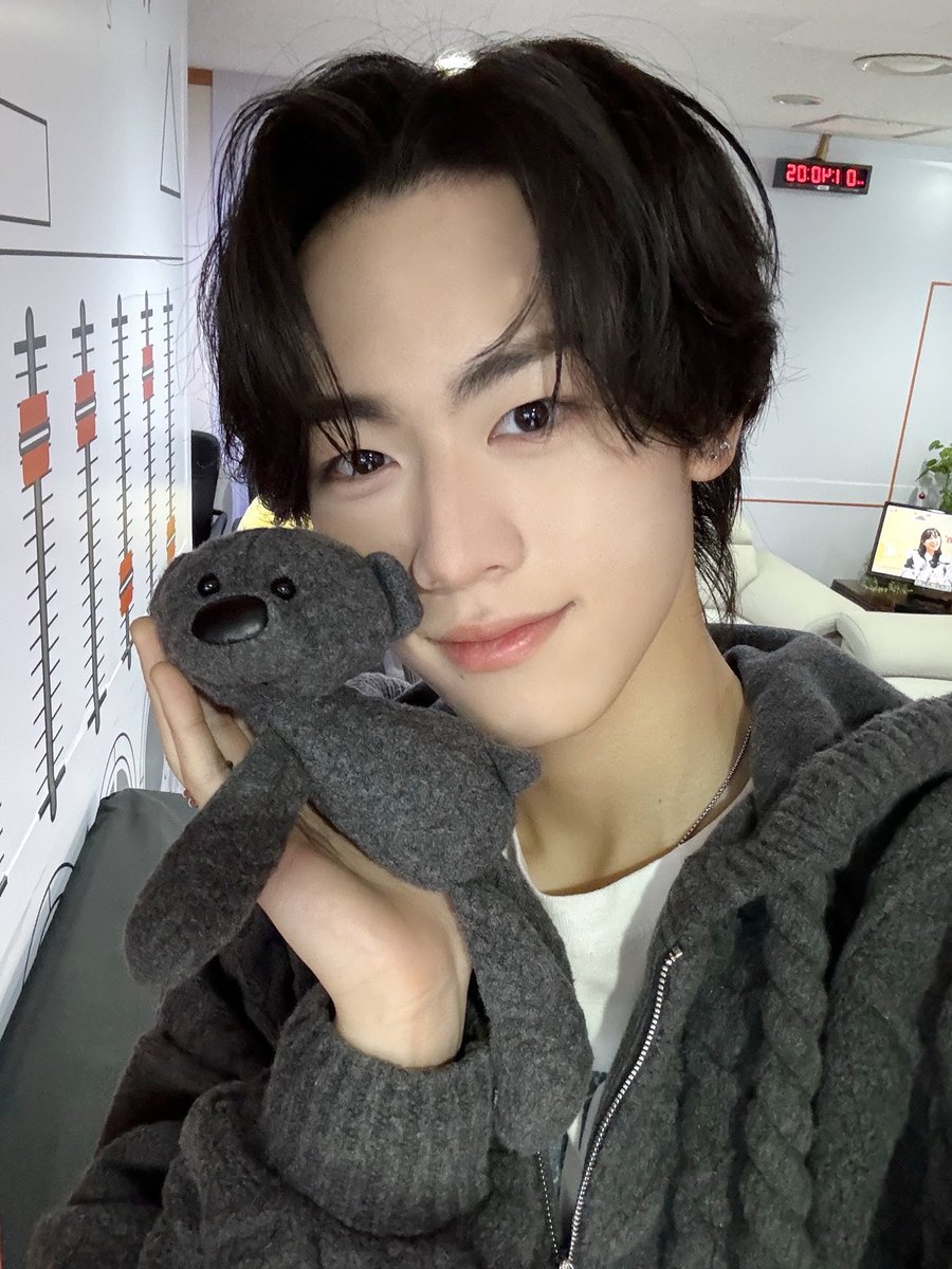 seokjoonpics's tweet photo. my pretty boy  🥹
#82MAJOR #박석준 #석준 https://t.co/HhJJPC6Cyp
