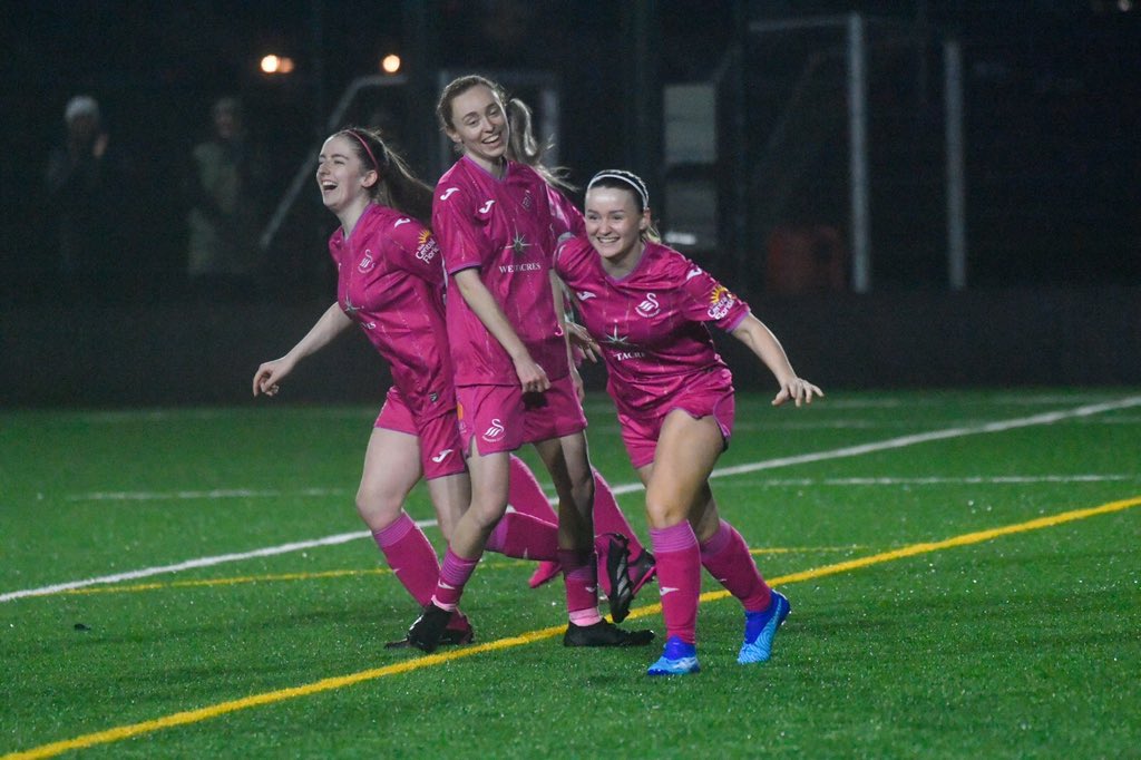 💖 Our under-19s kicking off the club’s weekend dedicated to <a href="/maggiesswansea/">Maggie's Swansea</a> and #WorldCancerDay with a win 🙌