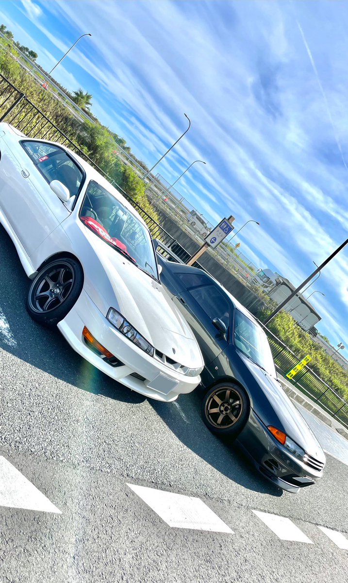 #日産の日
s14 × r32