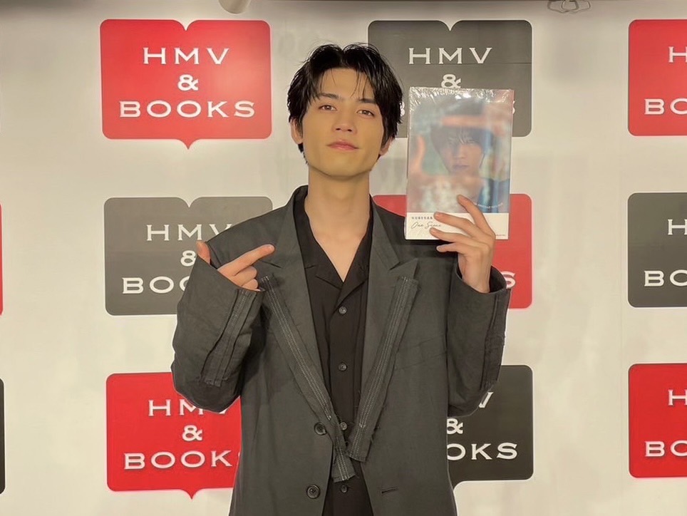 板垣瑞生】 本日で板垣瑞生さん10周年記念写真集『One Scene』発売