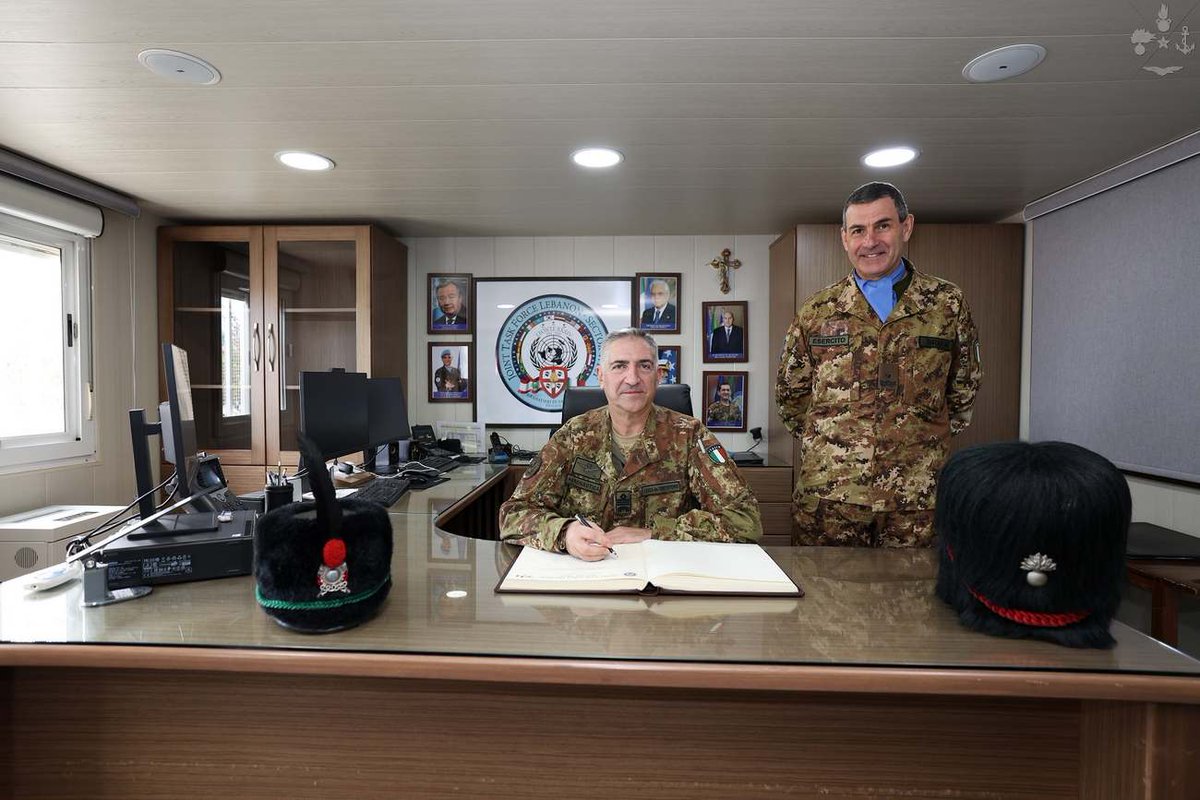 SM_Difesa's tweet photo. #Libano
Cambio al comando della JTFL-SW tra Brigata Granatieri di Sardegna e Brigata Alpina Taurinense dell'#Esercito
ll Generale di Brigata Enrico Fontana è subentrato al Generale di Brigata Giovanni Brafa Musicoro

➡️https://t.co/cUCV0sBe7n

#ForzeArmate🇮🇹 #UnaForzaperilPaese https://t.co/PLNCOROcUd