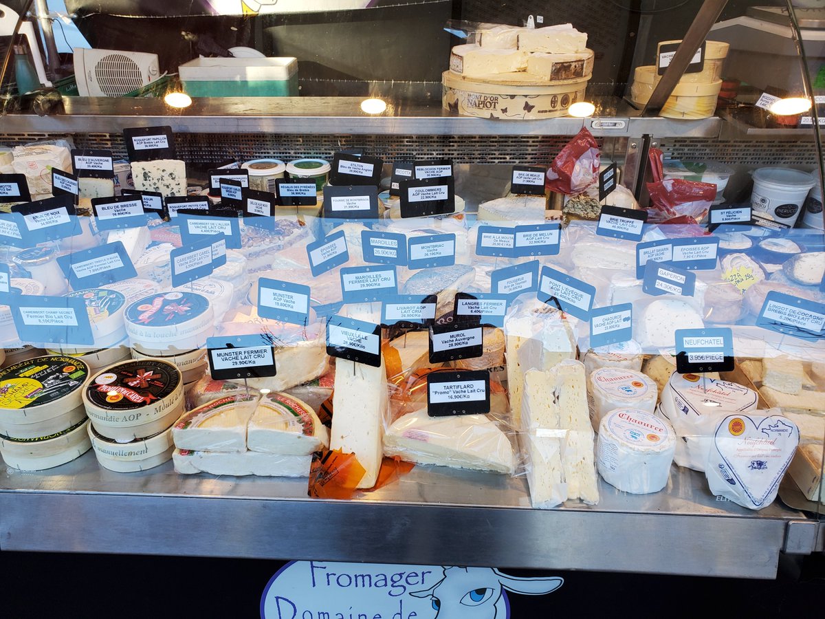 GregoryCapra's tweet photo. Tant pis pour le retard, les fromages n'en seront que mieux affinés ! #Paris #cheese 

https://t.co/d8wiELRxEN https://t.co/te5s2r4Gzt