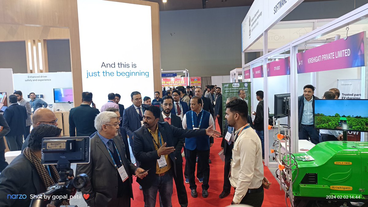 stpiindia's tweet photo. Shri Sunil Barthwal, Secretary Ministry of Commerce and Industry, visited the STPI MOTION CoE Pavilion at the ongoing #BharatMobilityGlobalExpo 2024. 
@DoC_GoI https://t.co/d9JheIAILZ