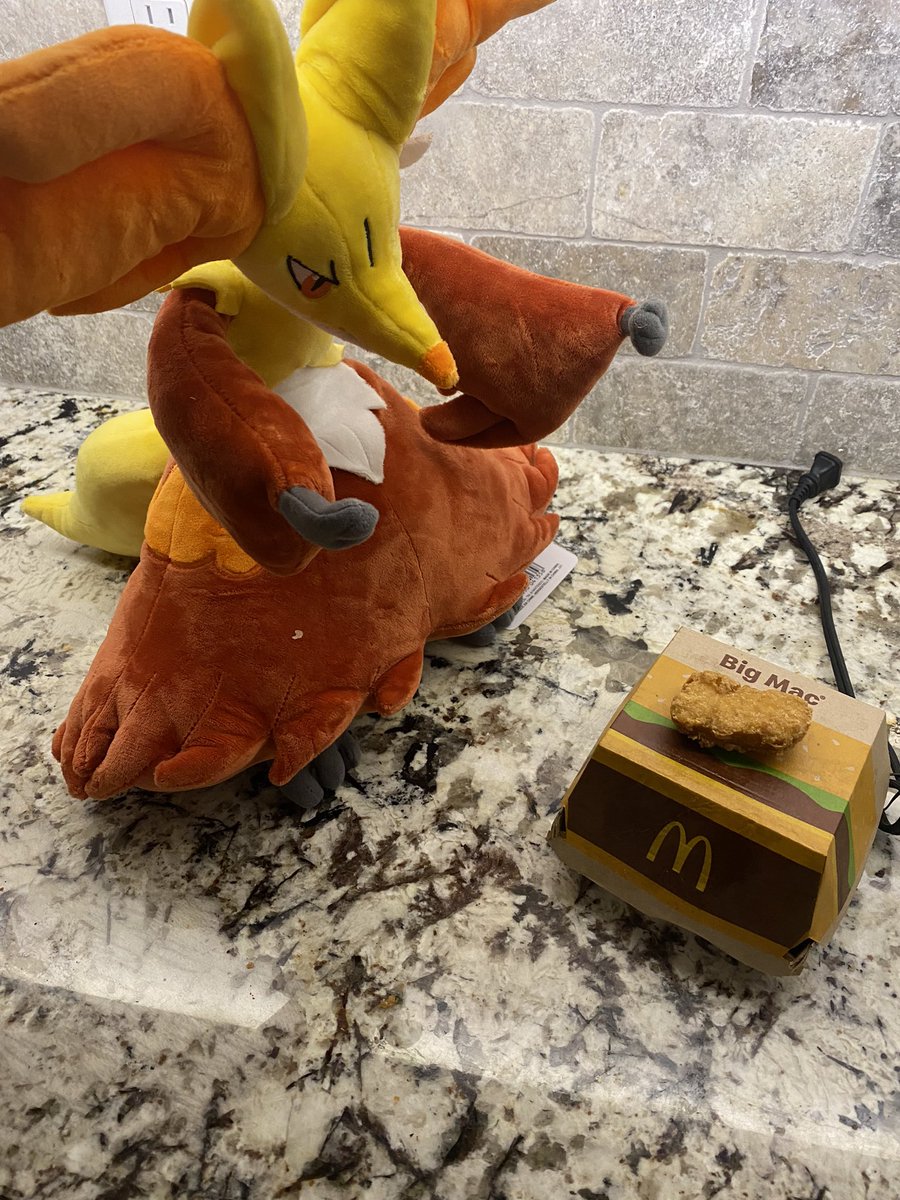 Zombie 🦊 | 🏳️‍⚧️=Valid! | tweet media