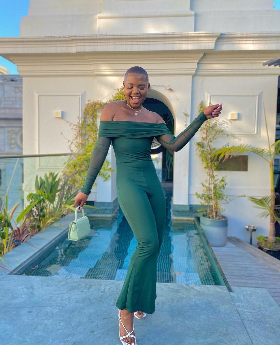 It's Saturday Baby and you know we'll be tuned in🔥💃🥰🎉 

PARTY WITH CHUENZAAA
#Chuenzaaa x #ChuchuBears  🐻
#BBMzansi