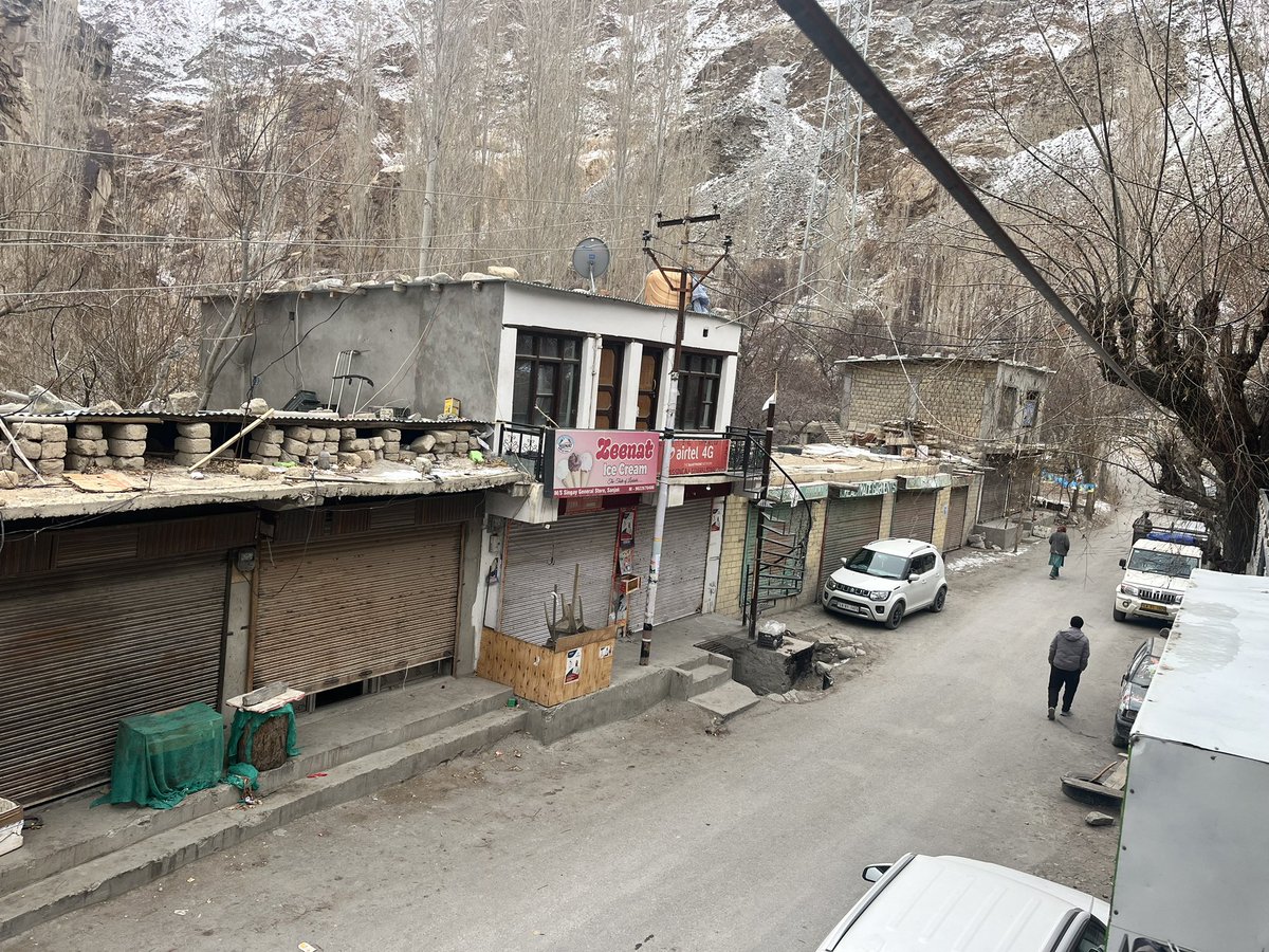 ak16world's tweet photo. Village Sanjak observing a complete shutdown in solidarity with the genuine demand, 6th schedule for Ladakh,  PSC , statehood. Supporting the Andolan #LehChaloKargilBandh https://t.co/dpPX39myG0
