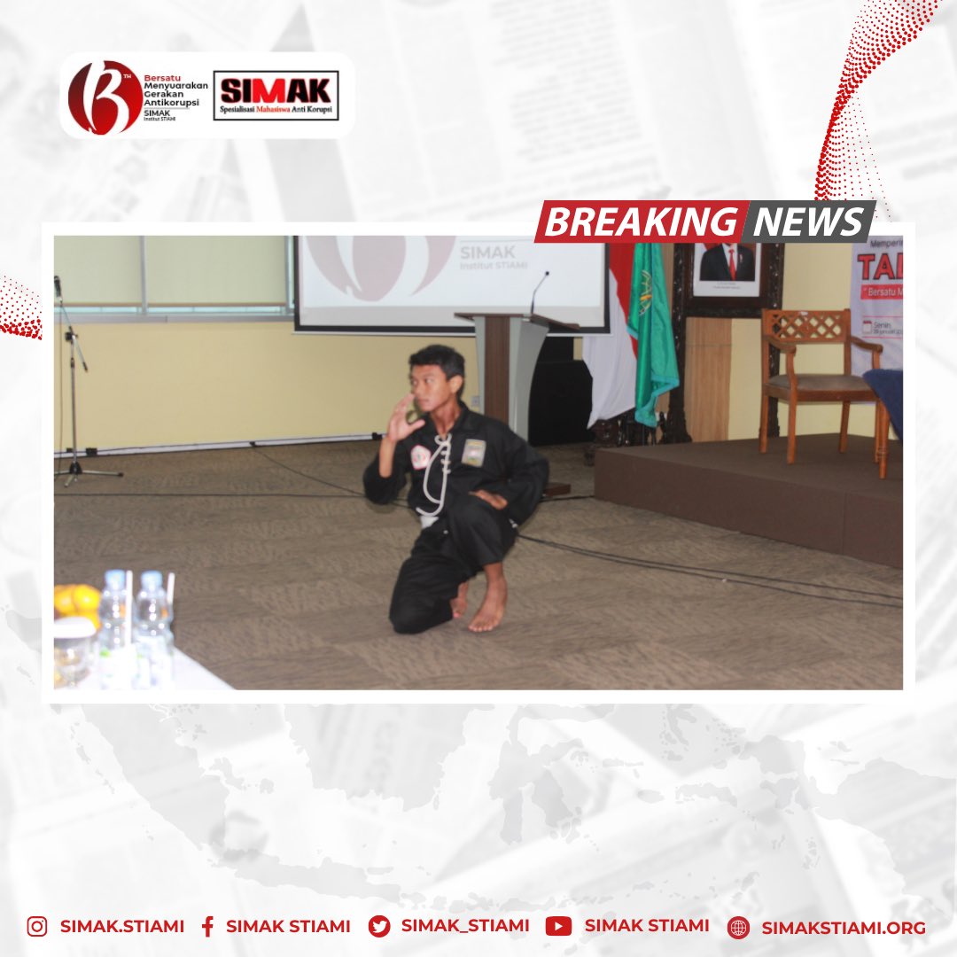 SIMAK_STIAMI's tweet photo. Spesialisasi Mahasiswa Antikorupsi

Persembahan Pencak Silat Oleh Anton

#harlahsimak13
#simakstiami
#integritytofightcorruption
#institutstiami https://t.co/SlhD83mJdP