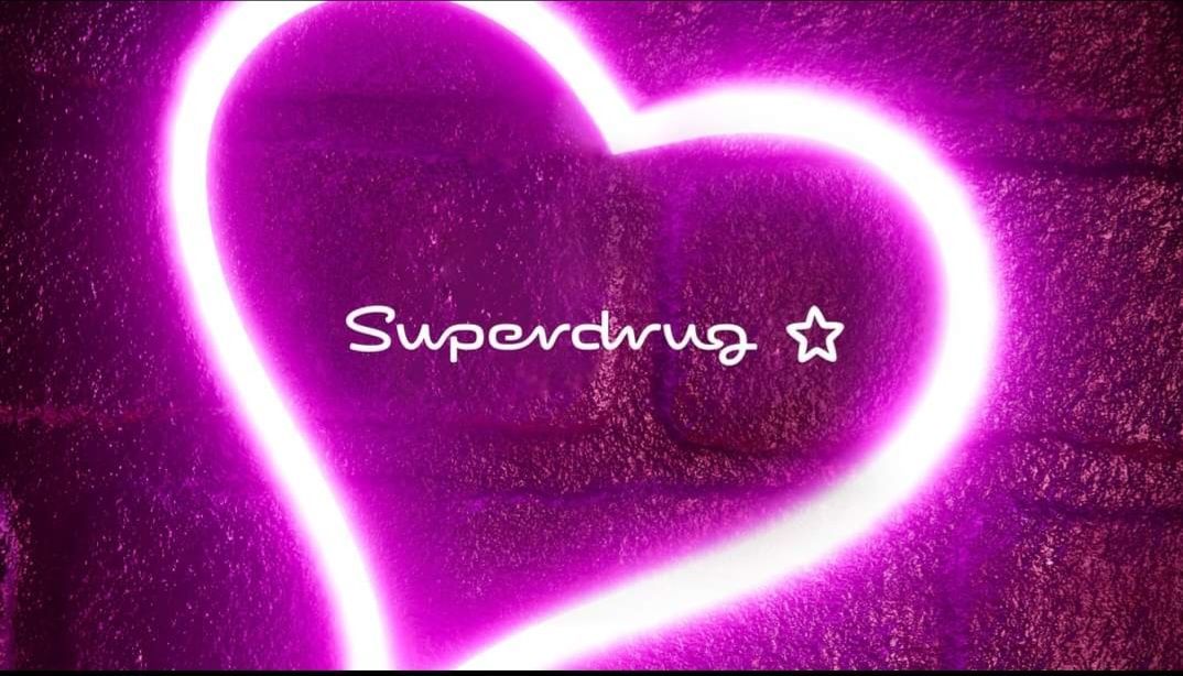 BirchwoodSC's tweet photo. Valentine's Day is coming up 💞

Treat your beloved (or yourself😉) to our designer fragrances at great Superdrug value❤️

#Birchwood #BirchwoodCould #Warrington #Community #Rediscoverlocal #Superdrug #Valentines https://t.co/KuYPBoa1t4
