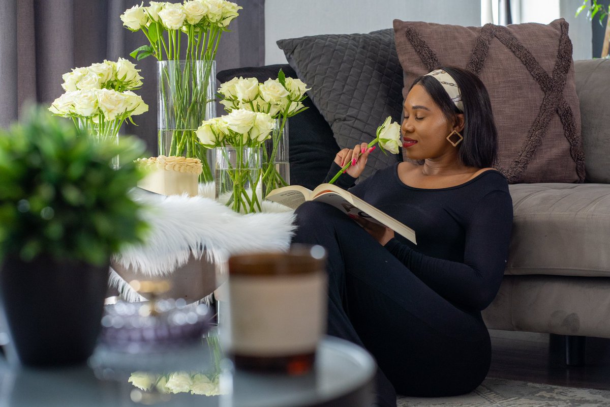 thyself_blooms's tweet photo. To all our precious clients and the people who made our first year of business profitable! 🌟 

🙏🏽 Cheers to a thriving year together, and here’s to many more! 🎉 

#ThyselfBloomsAnniversary #BloomsFirstYear #FloralMilestone #YearofPetals https://t.co/mhmhRLGw6m