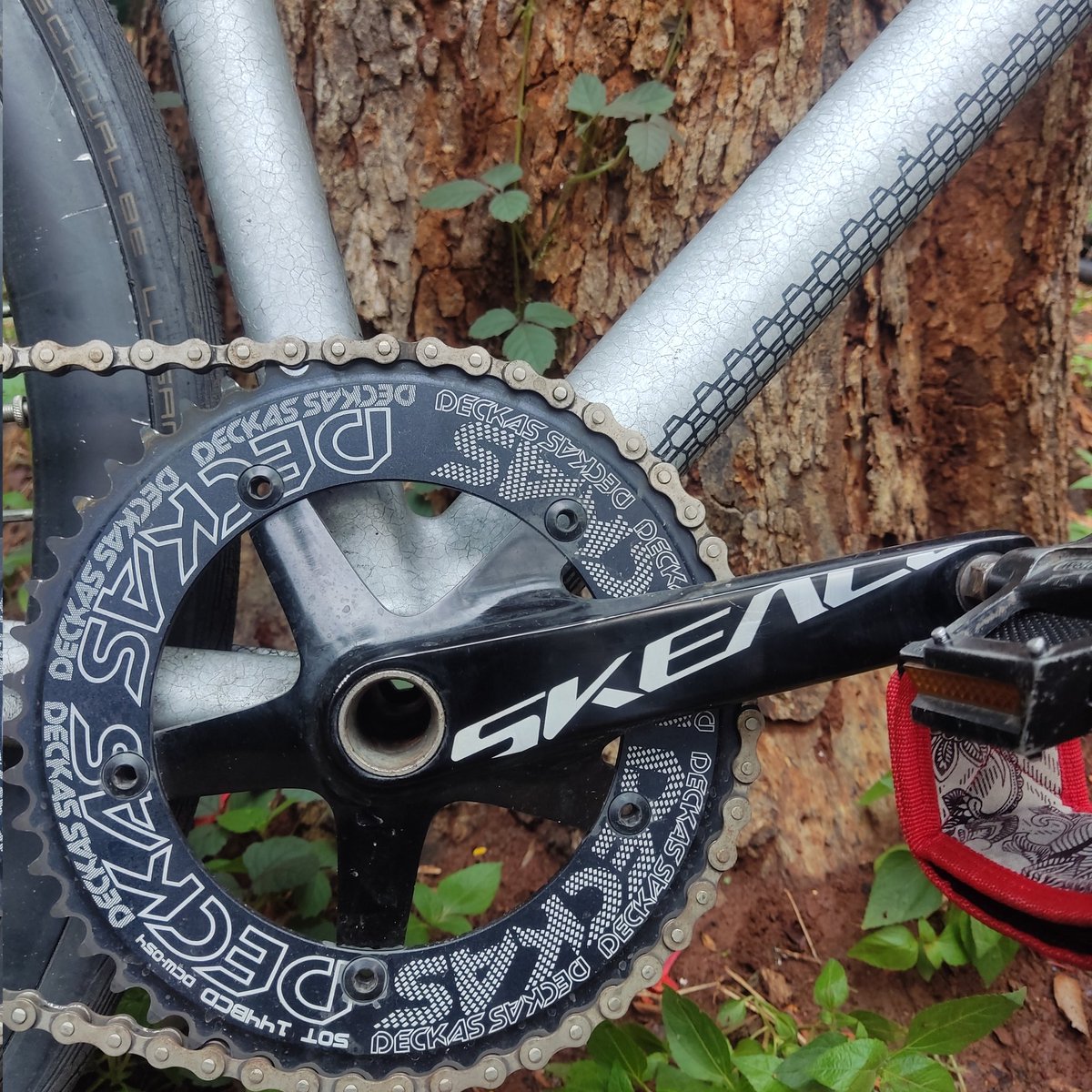 agee_8970's tweet photo. Wts skeache ht2, bb Shinano ultegra, chanring deckas 50t , lok jaksel #fnfjb https://t.co/nJ8EbzTNjE