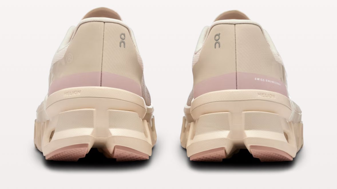 miffybety's tweet photo. รองเท้า on cloudmonster (japan only) สีใหม่ต้อนรับช่วง sakura season น่ารักมากกกคุณน้า 🌸🩰🍥✨✨ https://t.co/R2miow4FUR