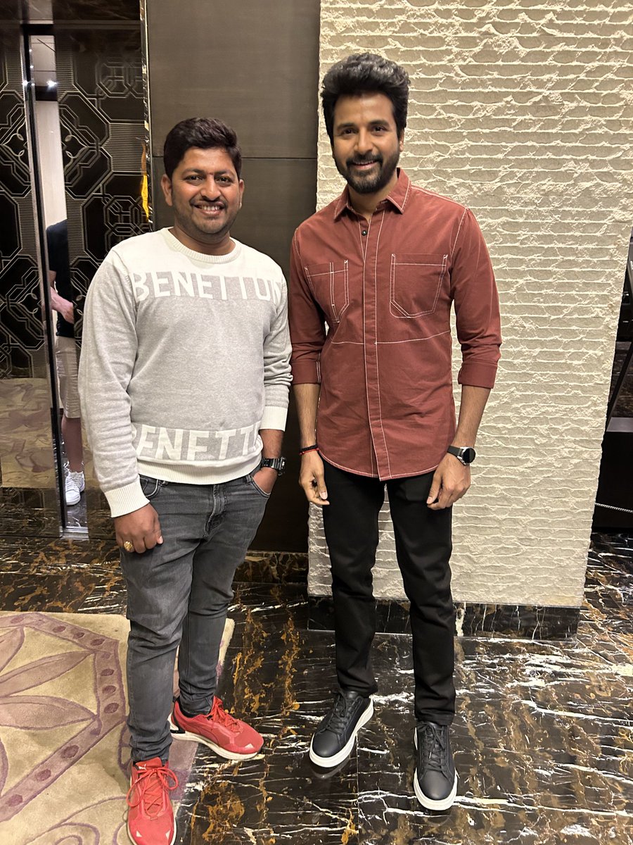Balu_Ankem43's tweet photo. Hearty Congratulations to the Prince of Kollywood, @Siva_Kartikeyan on a remarkable 12 years in the industry! 🙌

Wishing you continued success and many more blockbuster years ahead. Your journey is an inspiration. ❤️
#12YearsofSelfMadeStarSK
#12yearsofPrinceSk
#SivaKartikeyan https://t.co/Uslv3ybWlM