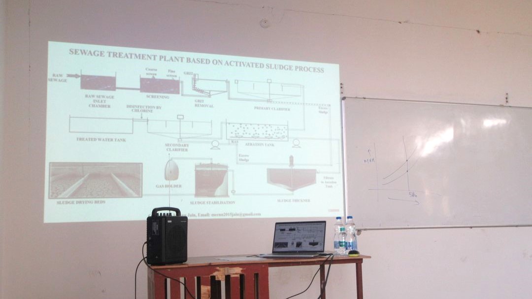 sr_university's tweet image. The Mechanical Department organized a great lecture on 'Human-Machine Interface Design for Industrial Control' for 3rd-year students .Thanks to Mr. Ippagunta Subba Rao for sharing valuable insights on communication between operators and machines.
#SRU #HumanMachineInterface