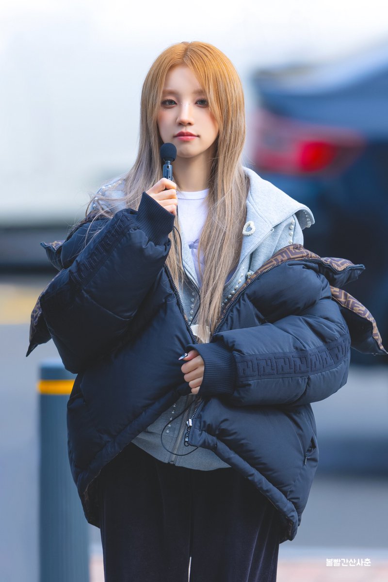 볼빨간산사춘 tweet media