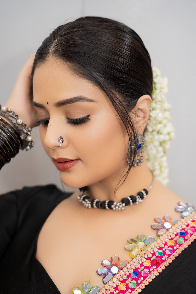 MukhiSree's tweet photo. Super singer on @StarMaa ✨

#sreemukhi https://t.co/y83VCmPWYh