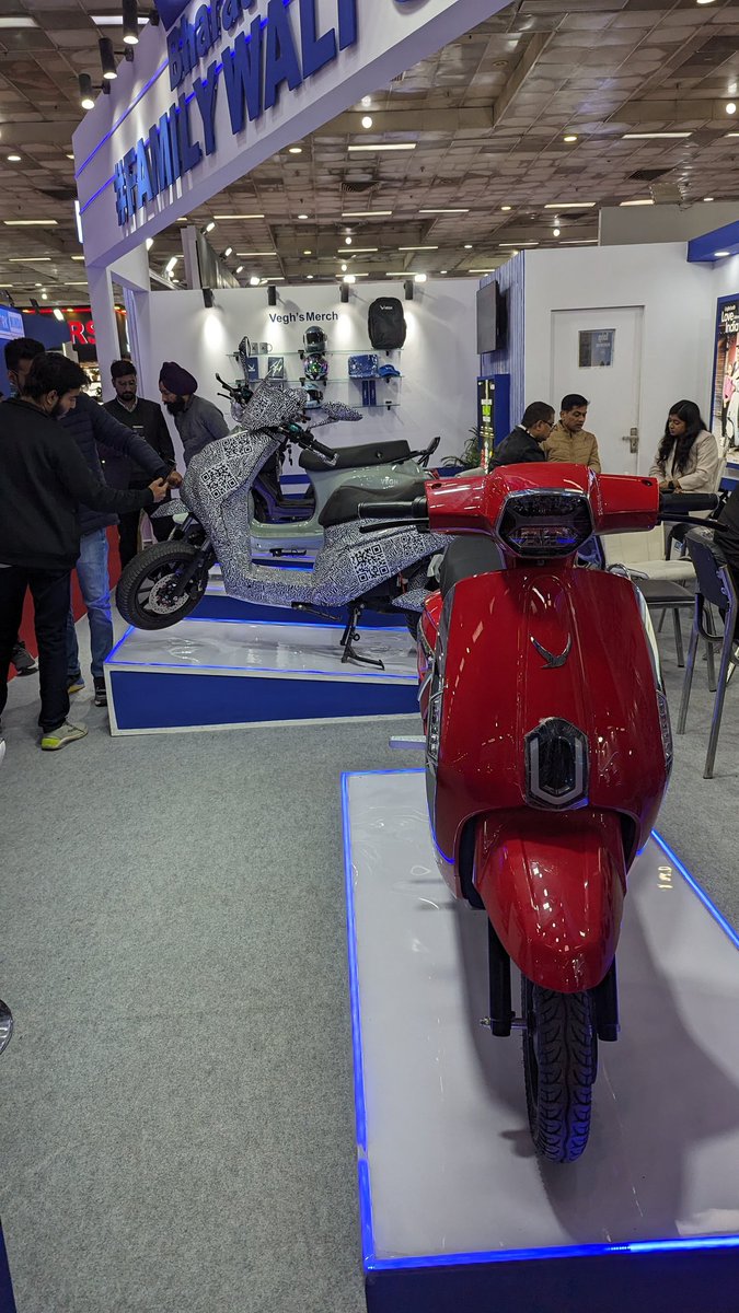 BikeNomads's tweet photo. @OlaElectric @bhash Upcoming scooters by #vegh https://t.co/ofBZRHTWet