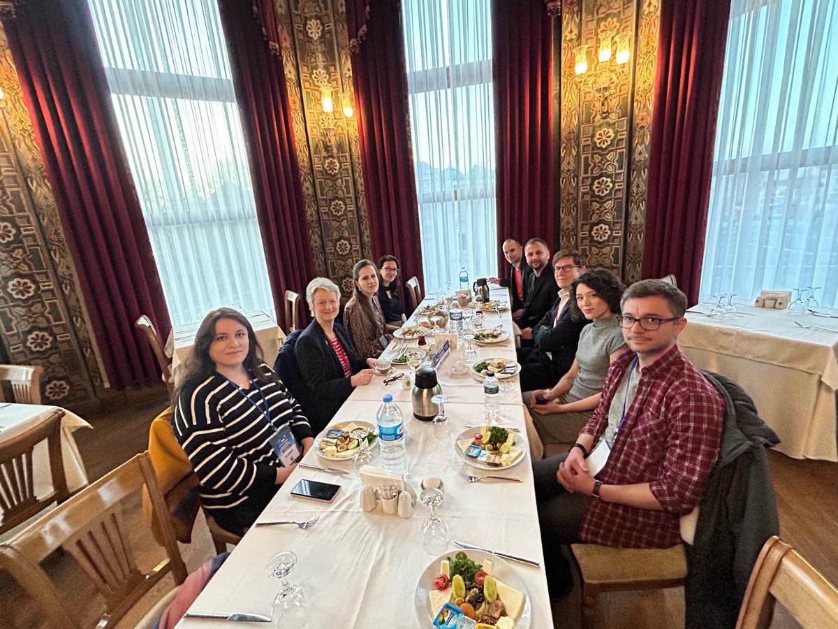 Prof. Dr. Engin Oral (@drenginoral) on Twitter photo @KrinaZondervan
<a href="/DrLucyWhitaker/">Lucy Whitaker</a> <a href="/horne_research/">Andrew Horne</a> @katyvincent
@christianbecker
<a href="/p_saunder/">Philippa Saunders</a>
<a href="/OxfordEndoCaRe/">OxfordEndoCaRe 🎗️</a> <a href="/exppect/">EXPPECT Edinburgh</a> @KrinaZondervan
<a href="/DrLucyWhitaker/">Lucy Whitaker</a> <a href="/horne_research/">Andrew Horne</a> @katyvincent
@christianbecker
<a href="/p_saunder/">Philippa Saunders</a>
<a href="/OxfordEndoCaRe/">OxfordEndoCaRe 🎗️</a> <a href="/exppect/">EXPPECT Edinburgh</a>