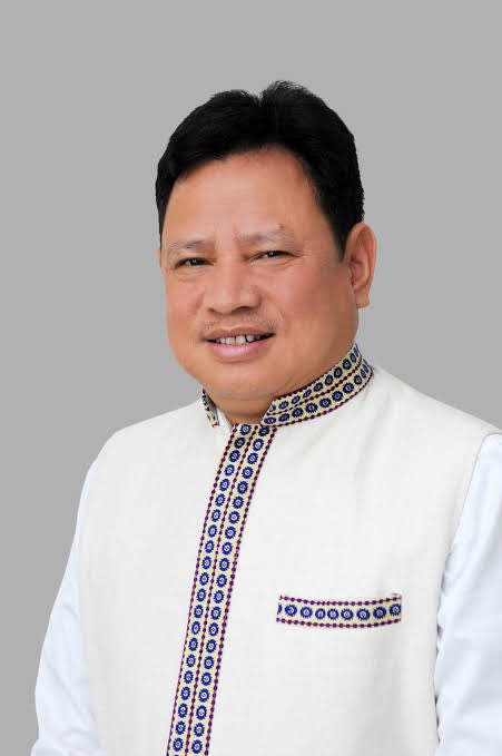 PemaKhanduBJP's tweet photo. Sending heartiest birthday greetings to State President of @BJP4Arunachal &amp; Hon MLA Pakke-Kesang constituency, Shri @BiyuramWahgeBJP Ji.

Your commitment to serve the people of the State is truly inspiring &amp; motivating.

May Lord Buddha bless you with good health &amp; long life. https://t.co/fVrmbl3E05