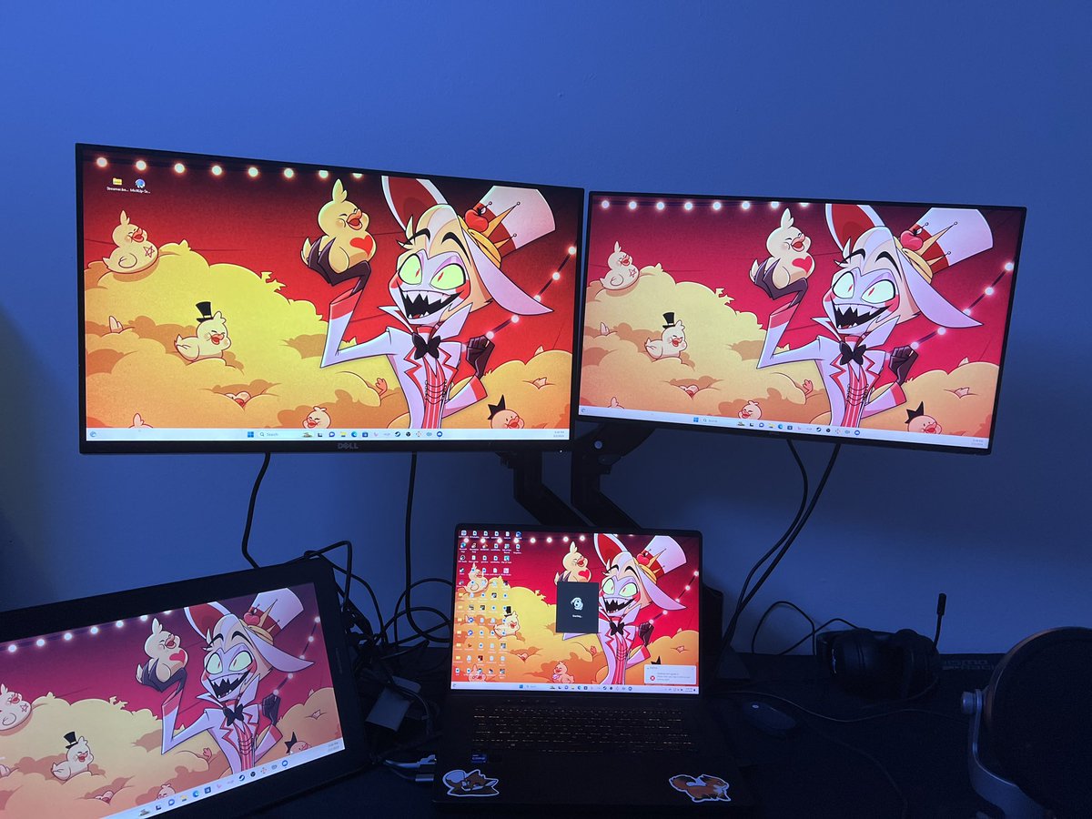 New Setup and I am Back in business OwO
Expect this fox to dig up a hole lot more content for you soon!