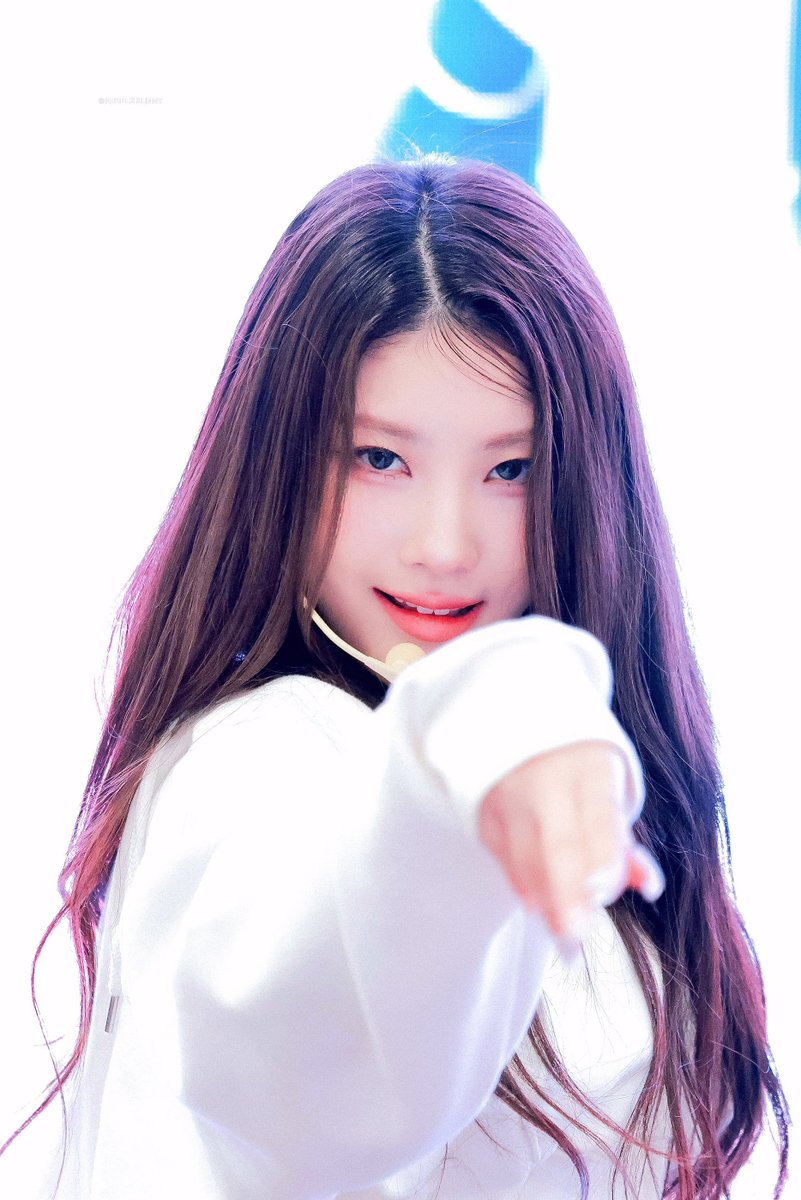 240126

#채인 #CHAEIN #퍼플키스 #PURPLE_KISS