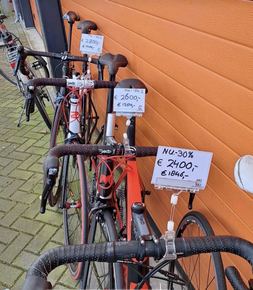 #mountainbiken #gravelen of een #racefiets ?
Echt vakmanschap en nu met korting. Mijn mountainbike is top en vanwege mijn lengte met een iets kleiner frame. 
#mcmilanframesandbikes
#nieuwerkerkaandenijssel op de Hoofdweg, bedrijventerrein naast de Aldi en manege.