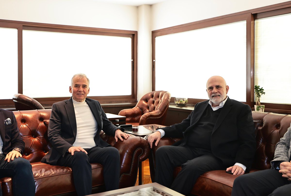 osmanzolan's tweet photo. Türkiye Büyük Millet Meclisi 27. Dönem Başkanvekilimiz Sn. Süreyya Sadi Bilgiç Bey'i ağırlamanın mutluluğunu yaşadık.  

Nazik ziyaretleri için kendilerine teşekkürü bir borç biliyorum. https://t.co/kMo6yaPQEj