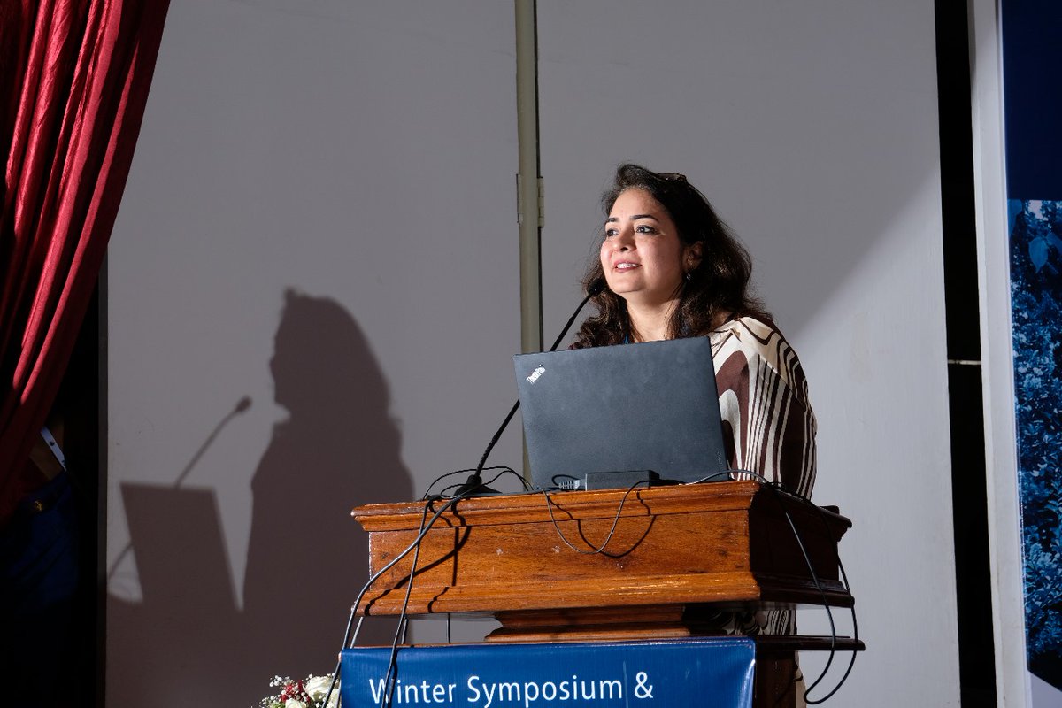 OffCMCVellore's tweet photo. Keynote by Vivek Kapur, Assoc. Director @huckinstitutes. Kapur spoke on #hendravirus - a case for One Health; other speakers: @doctorsoumya (One Health approach to control of #tuberculosis), @KaminiWaliaDr (#intersectoral collaboration to combat AMR).
https://t.co/5cqnUt5wTd https://t.co/4aXddMzq1e