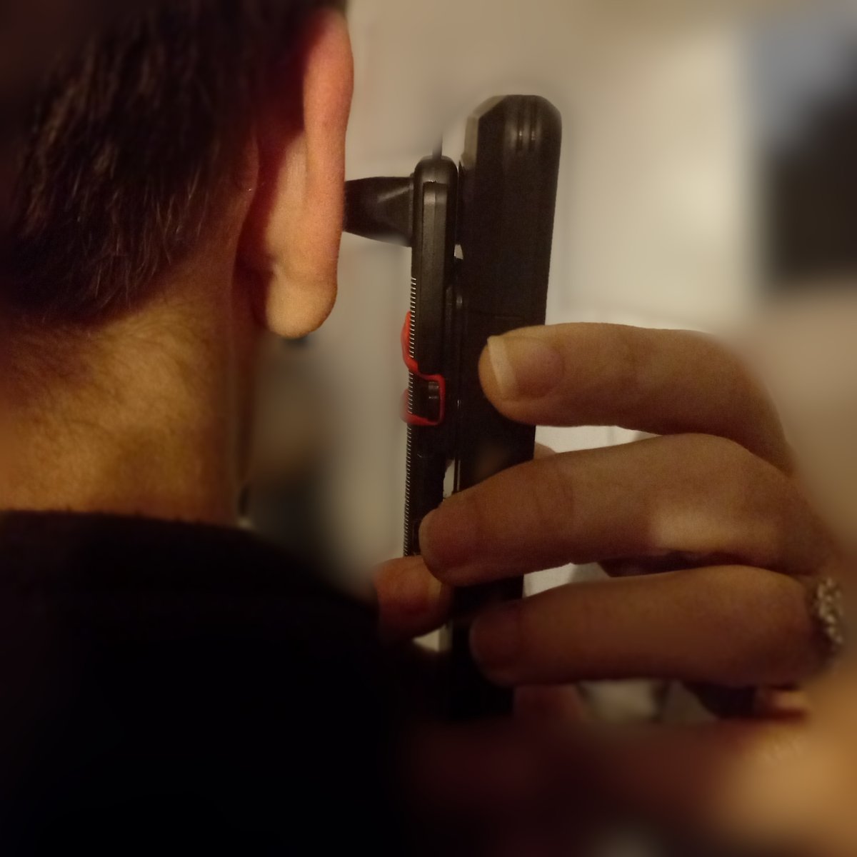 The Arc Light is a supercool direct ophthalmoscope and otoscope that has been developed by St Andrews University.   It is small, rechargeable, and can connect to your phone with a simple adapter for video and still recording.

<a href="/arclightprojec1/">Arclight Project</a> 

medicine.st-andrews.ac.uk/arclight/
