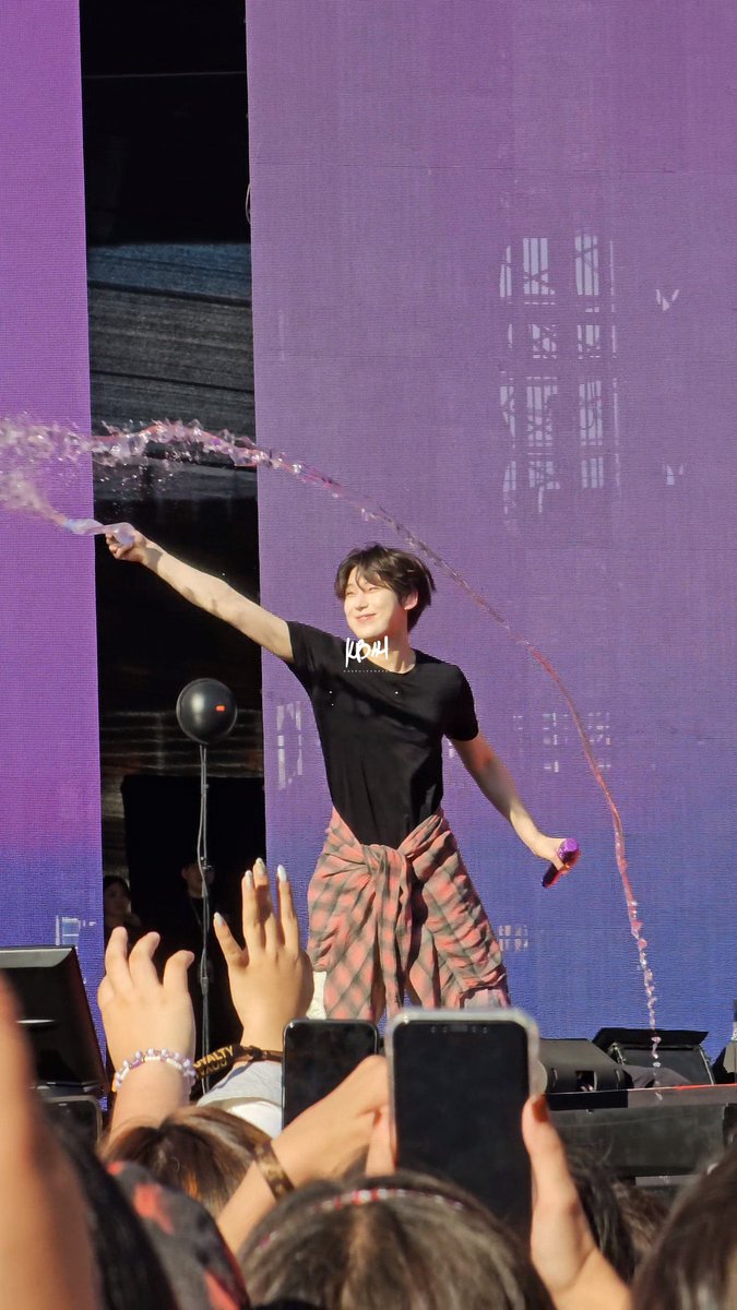 HIS SMILE OMG— PLS GIVE SUNOO ALL THE LOVE FROM THE WORLD

#FATE_IN_NEWCLARKCITY #SUNOO