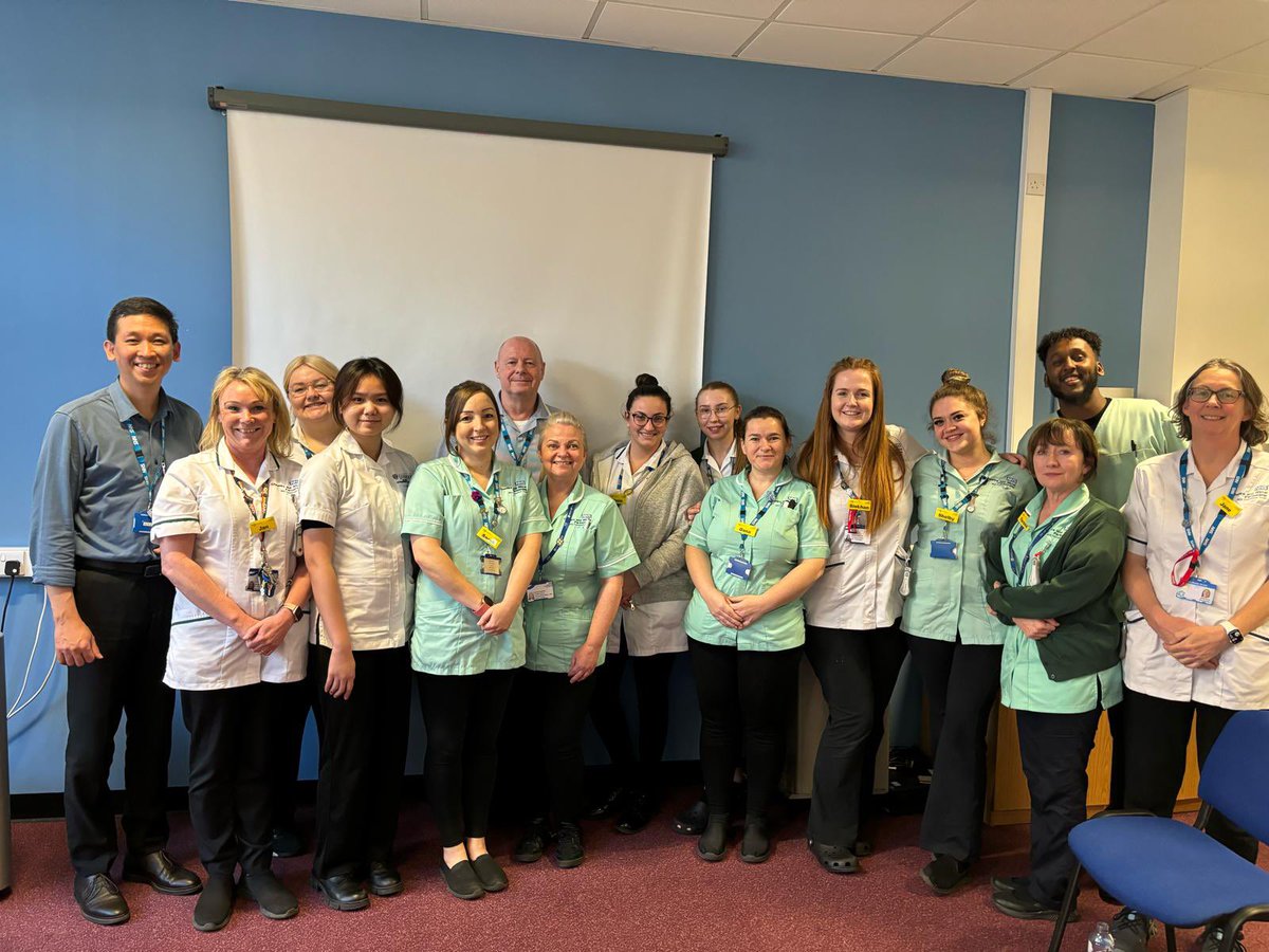 Our AHP team would like to thank Dr Moe for giving up his valuable time to teach his fabulous “mindfulness and resilience workshop” yesterday. We explored some thought provoking concepts and learnt how we can apply mindfulness techniques into our everyday lives @cwpnhs #Wellbeing