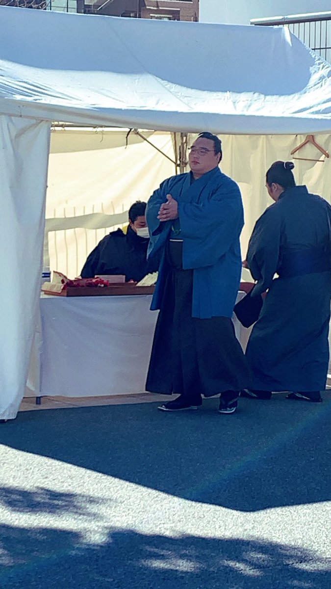 MyJetSetLife1's tweet photo. 〈初場所 14日目）
場所入りする二条部屋の十両 白熊関．．．と、今さら初場所シリーズ
#sumo #相撲 #白熊 https://t.co/V0nXlCfn48