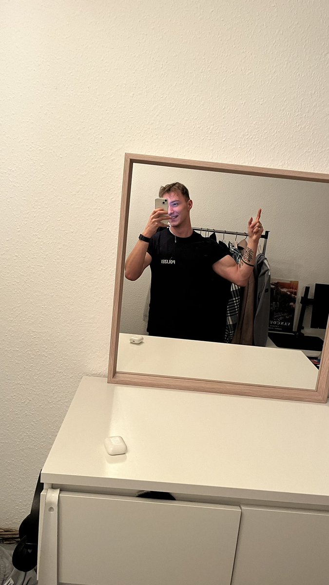 niclasriedel_ tweet media