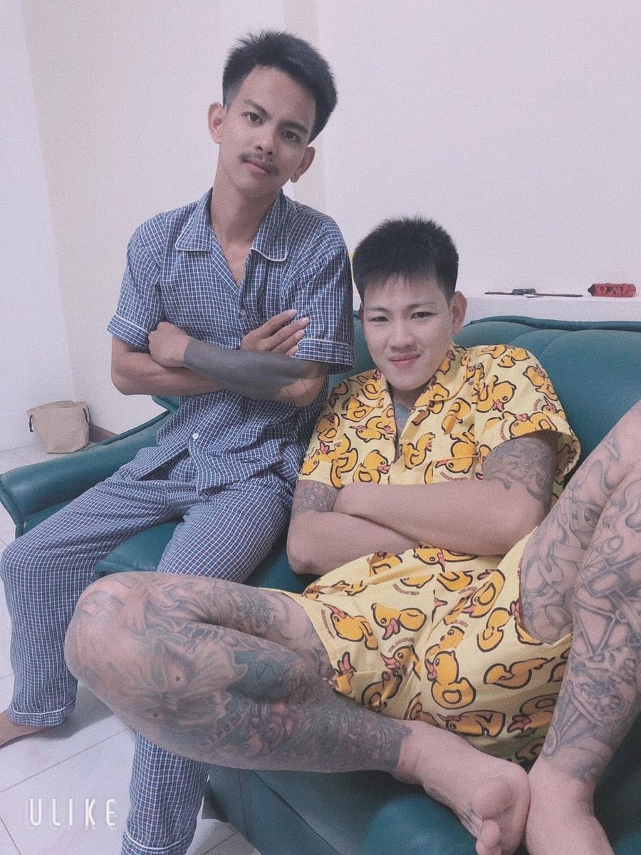 PhutHay32129's tweet photo. 🖤💊
#สมุทรสงคราม
#แม่กลอง 
#อัมพวา https://t.co/sBW7Y63Rbl