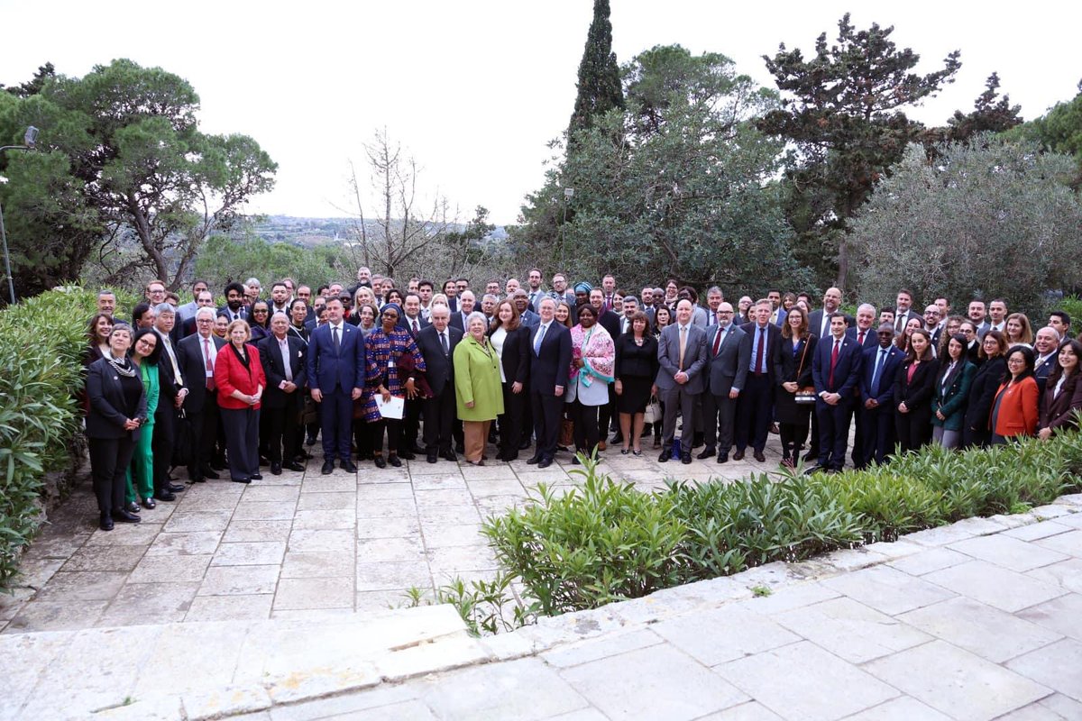 iijmalta's tweet photo. We had the honour of being hosted by H.E. President George Vella  to celebrate 10 years since the establishment of the IIJ in 🇲🇹. Thank you to all those who participated including our alumni, advisory board members, Governing Board of Administrators, team &amp; esteemed guests. https://t.co/1uV5AuYyAO
