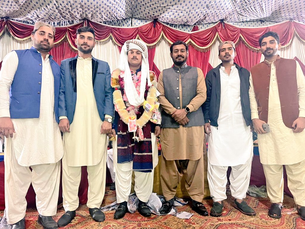bsuhandro786's tweet photo. Attend marriage ceremony of Abdul Sattar Soomro ❤️
Congratulations Bha #Sattar for new journey 💕 https://t.co/cyO1en7D9n