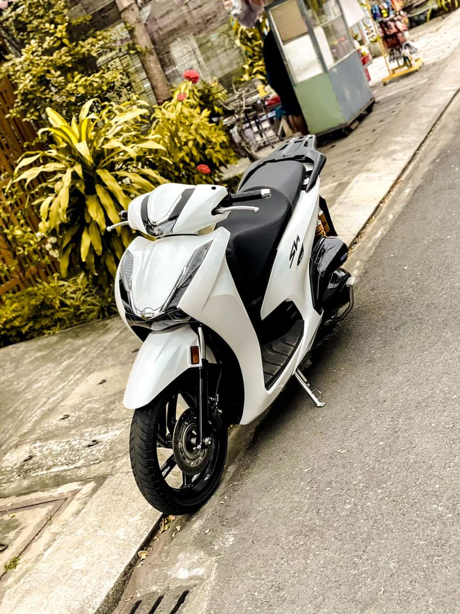 hpthinh93's tweet photo. #SH350i....đẹp mê https://t.co/puXJ83Sg60