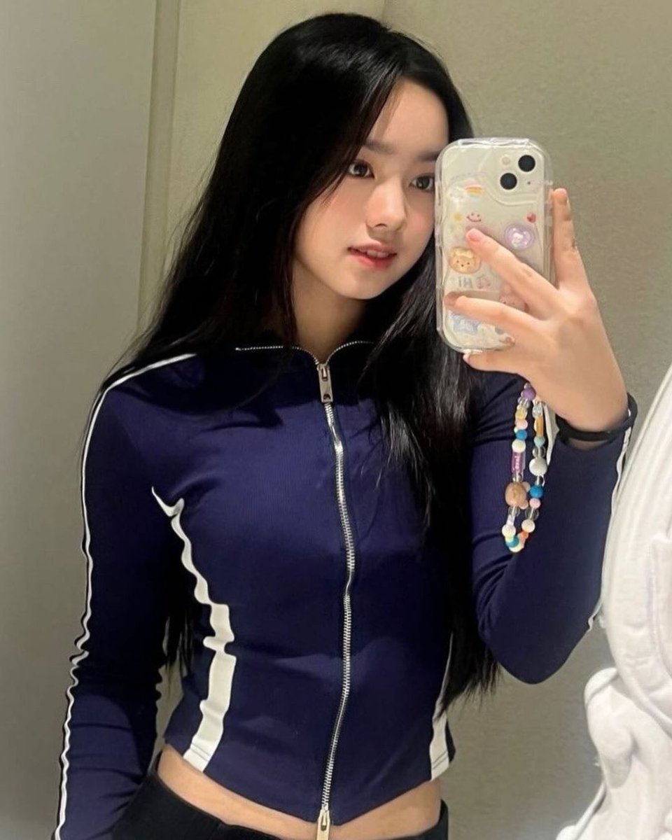 elisiafeed's tweet image. elisia instagram update &amp;lt;3