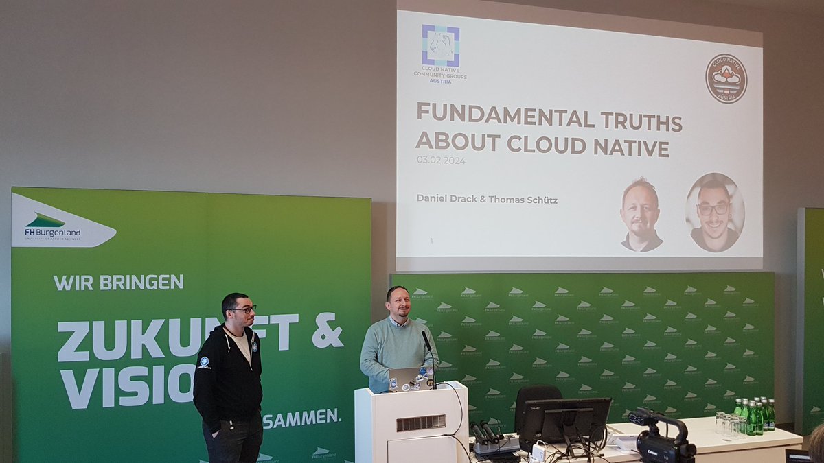 Daniel Drack und @ThSchue sprechen über #cloudnative beim #cloudday #eisenstadt @cloudnativeat