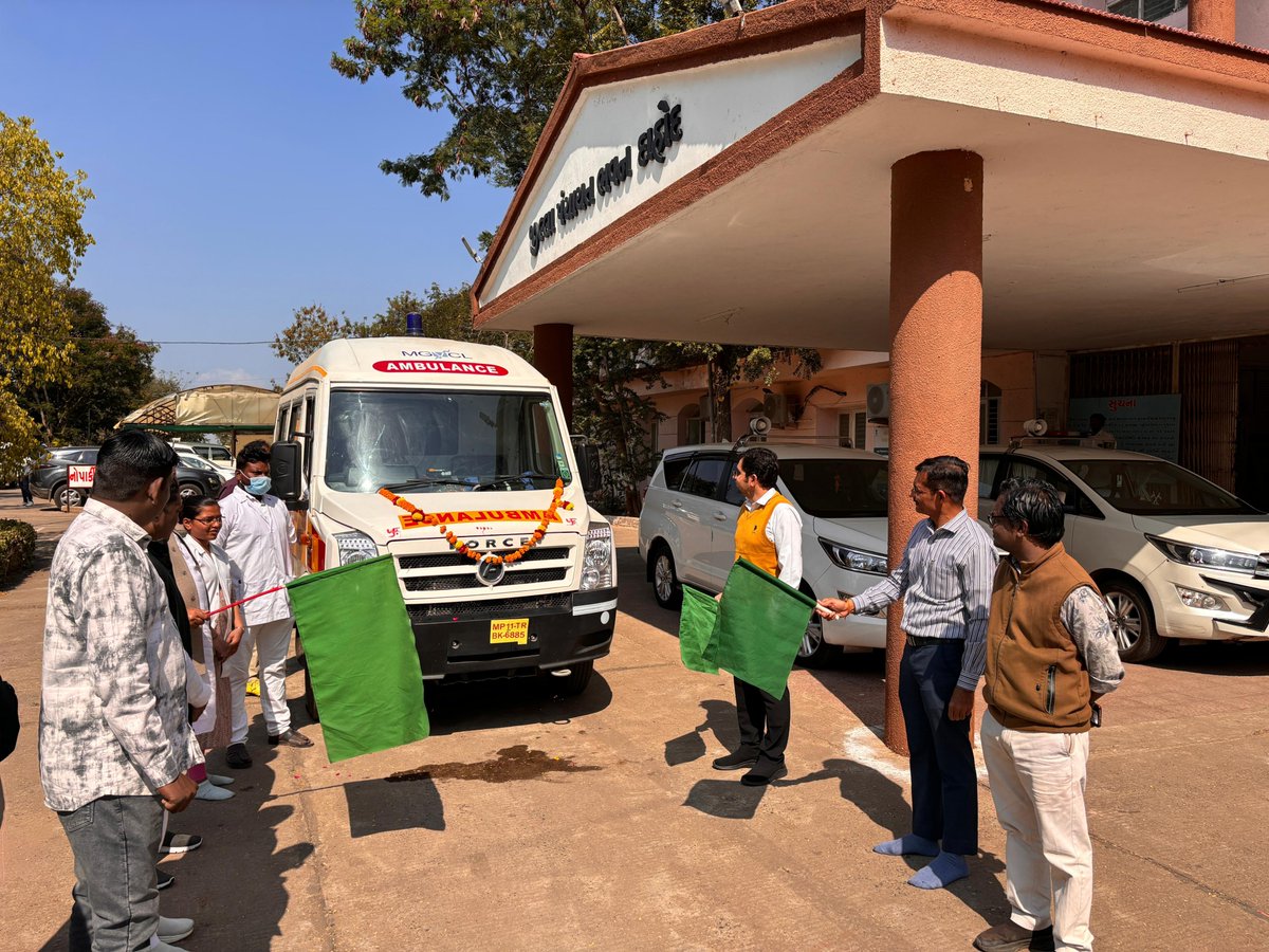 Thank you @mgvcl_mgvcl for providing ambulance under CSR initiative for PHC Bhilwania. It will help in last mile service delivery. @GuvnlOfficial @GujHFWDept