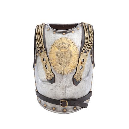 XVIII.  Breastplate used by Louis XIV's royal guards, 19th century.

🗡️#RoyalGuards