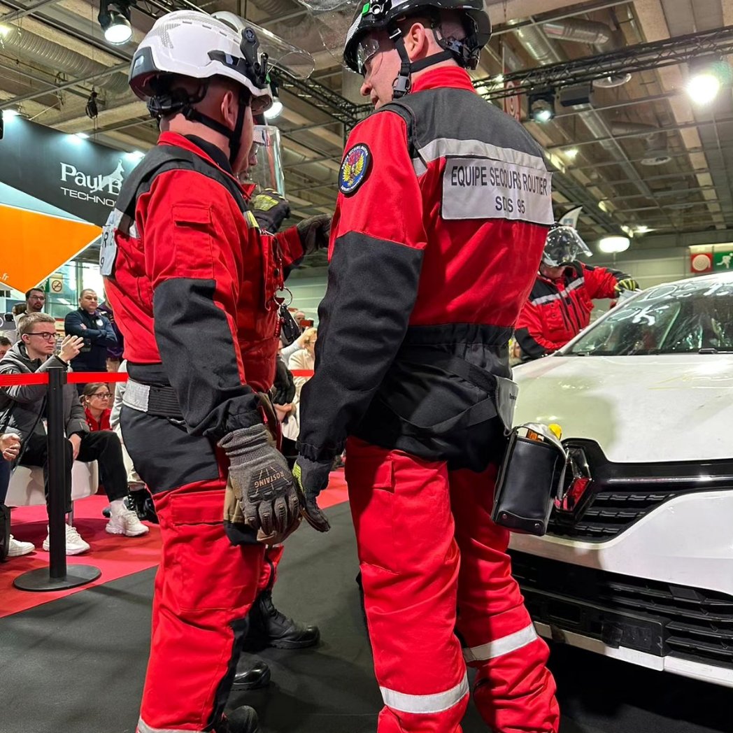 Démonstration @ESR95 à secours expo 
<a href="/CLenglos/">Christophe Lenglos</a> <a href="/Sdis_95/">Sapeurs-pompiers du Val-d'Oise 🚒</a> <a href="/LChavillon/">laurent chavillon</a> <a href="/gillesd770/">Gilles D.</a> <a href="/jnobod/">Jean-Noel BODEREAU</a>