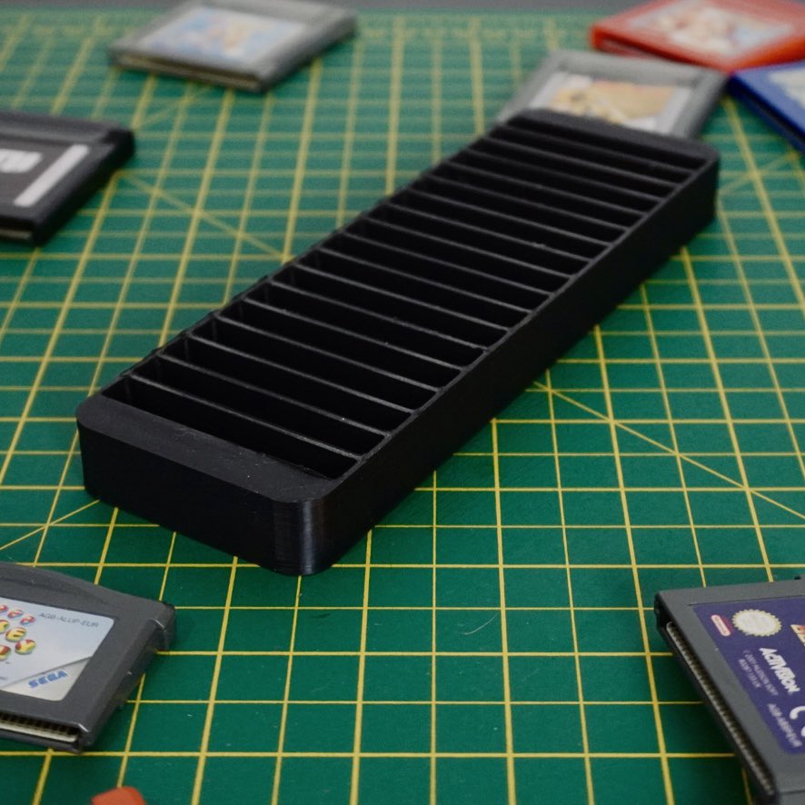 PierreJoshua's tweet photo. So I finally took pictures of my Gameboy storage solution that I 3D printed a while back. Going to put the models up for people to use. https://t.co/UIYviO4uD6