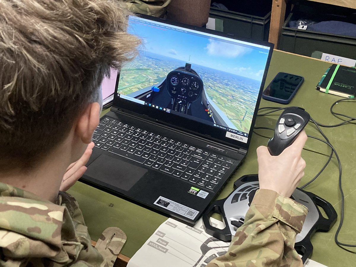 Alex showing us how it's done at the controls of a Viking glider. 

Cadets have been trained in 'Blue synth', which can allow them to achieve their blue pilot's wings if they take part in Air Experience Flying. 
#MSMCCF #RAFAC